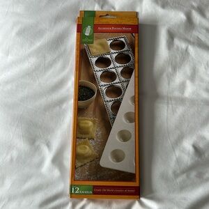Ravioli Maker NWT